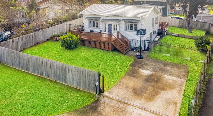  at 1 Waiari Road, Conifer Grove, Papakura, Auckland