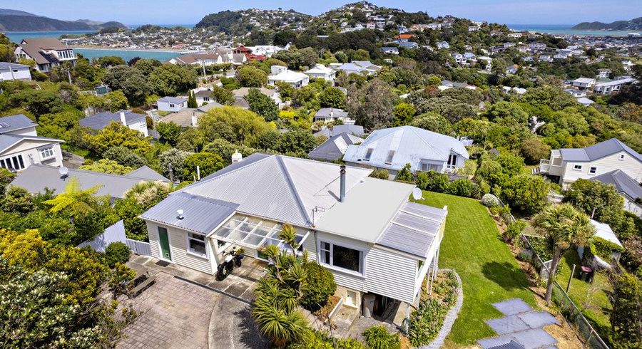  at 43A Nevay Road, Karaka Bays, Wellington