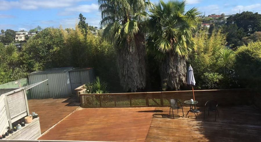  at 23 Mountbatten Ave, Hillcrest, North Shore City, Auckland