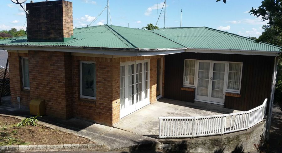  at 93 Lake Crescent, Hamilton Lake, Hamilton, Waikato