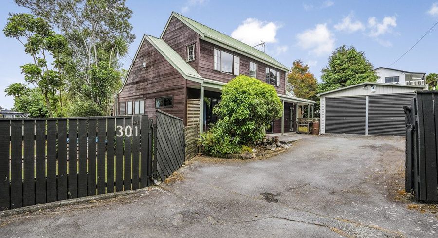  at 301 Main Road North, Brown Owl, Upper Hutt