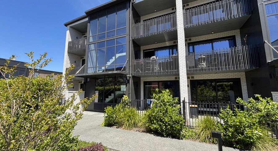  at 201/36B Greenslade Crescent, Northcote, North Shore City, Auckland