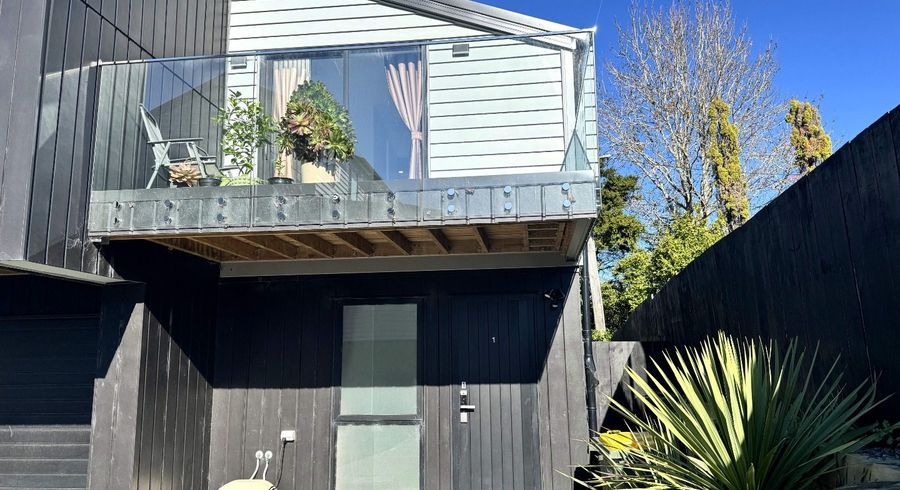  at 1/60 Triangle Road, Massey, Waitakere City, Auckland