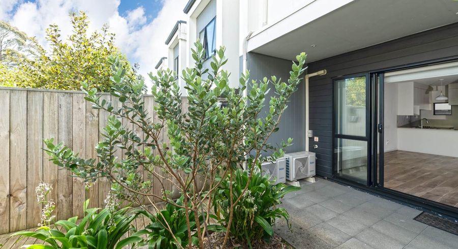  at 35 Morihana Close, Glen Eden, Waitakere City, Auckland