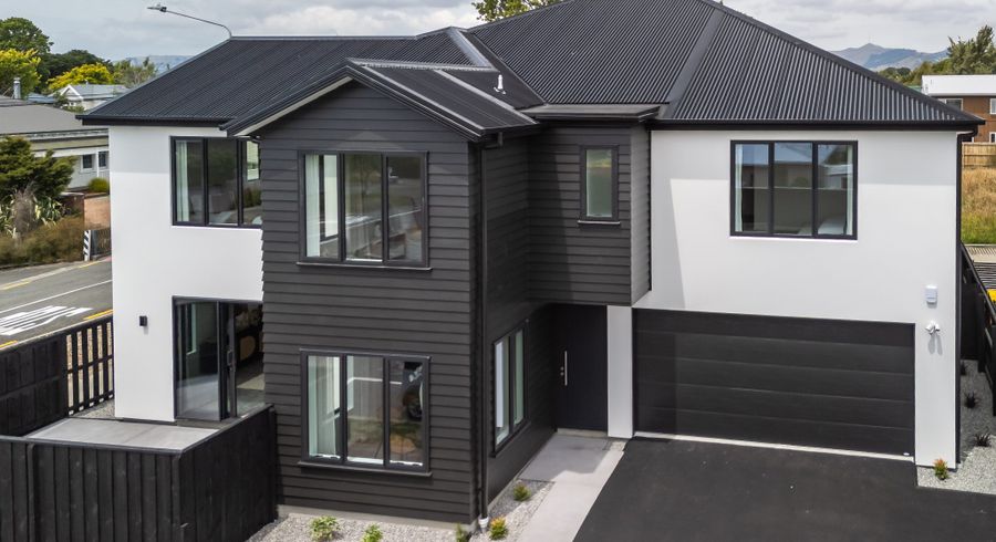  at 210 Edgeware Road, Edgeware, Christchurch City, Canterbury