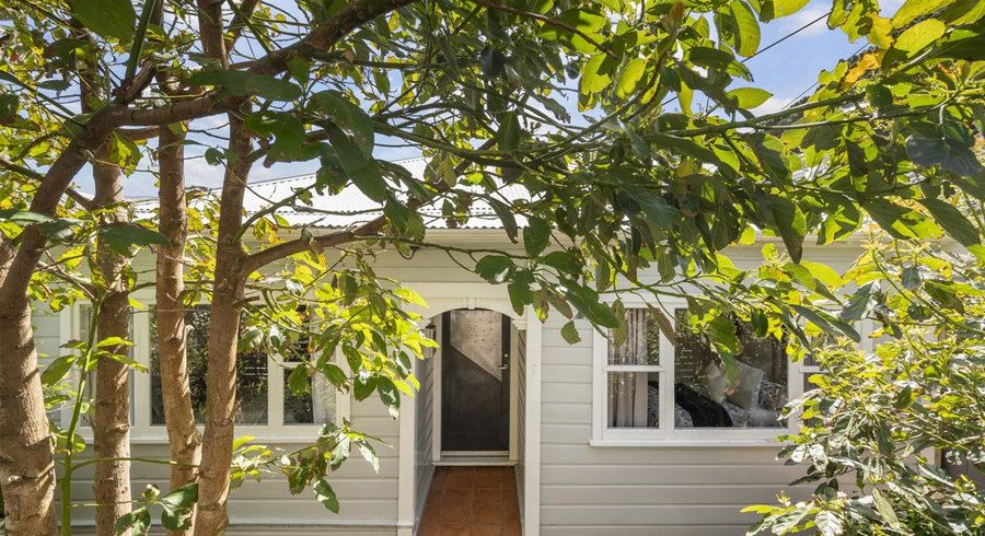  at 7 Derby Street, Mount Victoria, Wellington