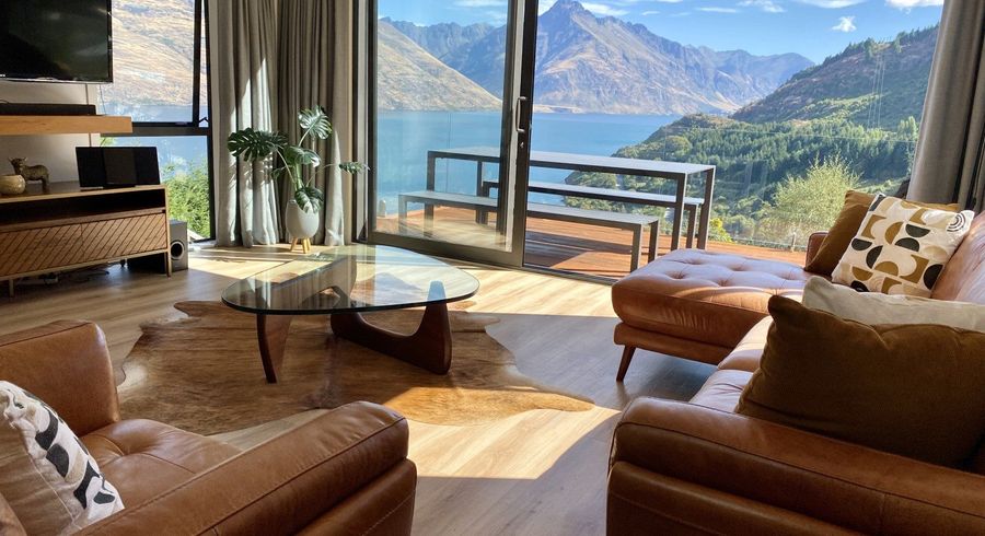  at 15A MACKINNON TCE, SUNSHINE BAY, QUEENSTOWN