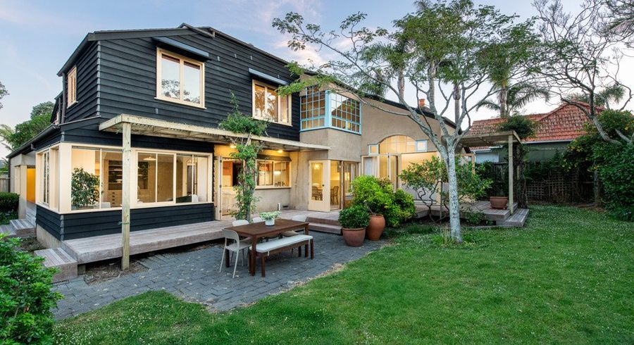  at 6 Muritai Road, Milford, Auckland