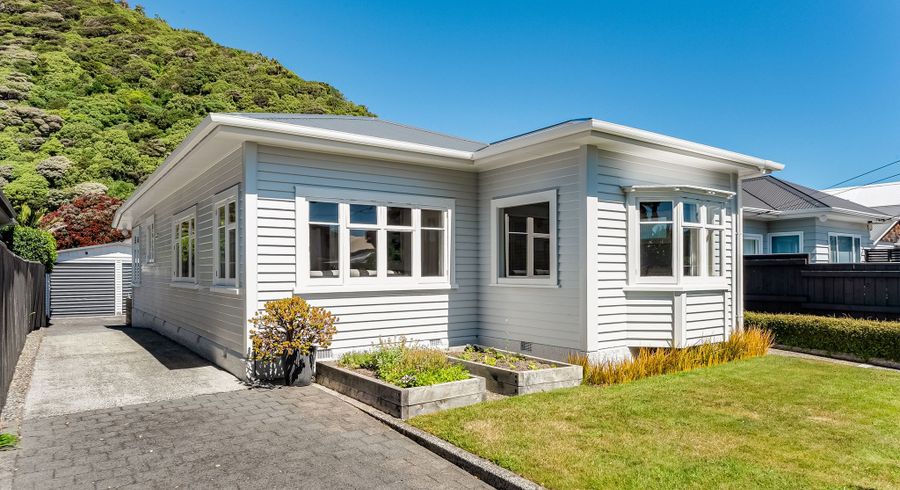  at 73 Oroua Street, Eastbourne, Lower Hutt, Wellington