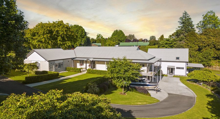  at 6 Saville Place, Pyes Pa, Tauranga, Bay Of Plenty