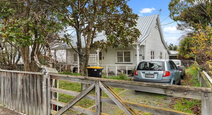  at 72 Church Street, Masterton
