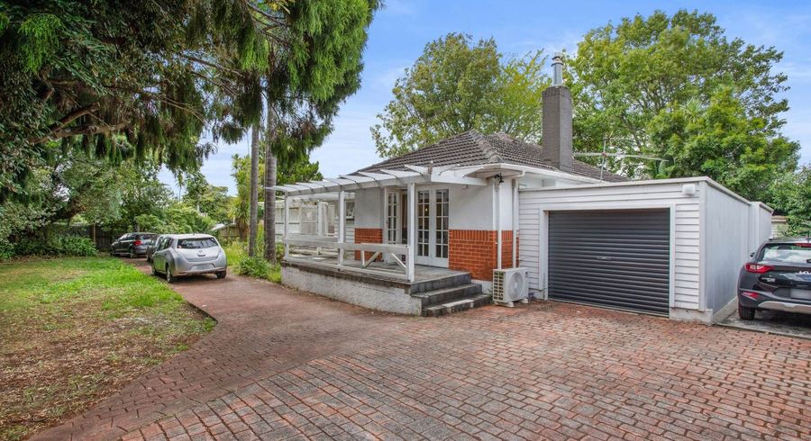 at 40 Swanson Road, Henderson, Waitakere City, Auckland