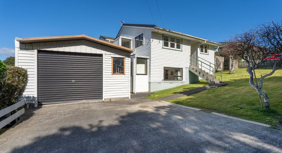  at 62 Franklyn Road, Tawa, Wellington, Wellington