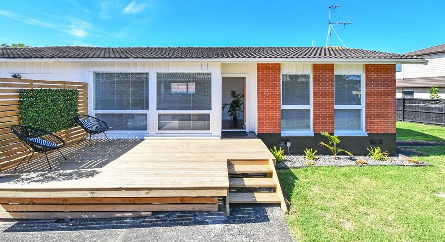  at 2/12 Fencible Place, Otahuhu, Auckland