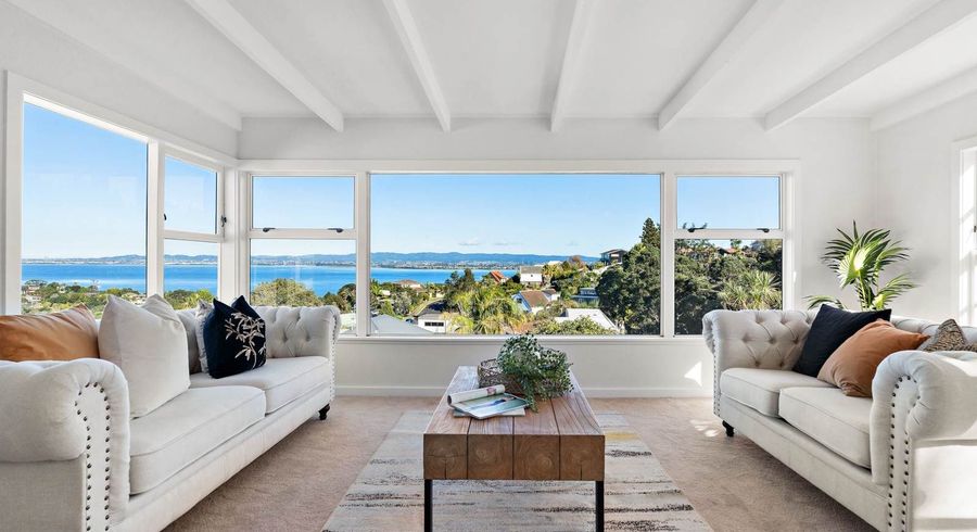  at 1/11 Sea Vista Avenue, Beach Haven, North Shore City, Auckland