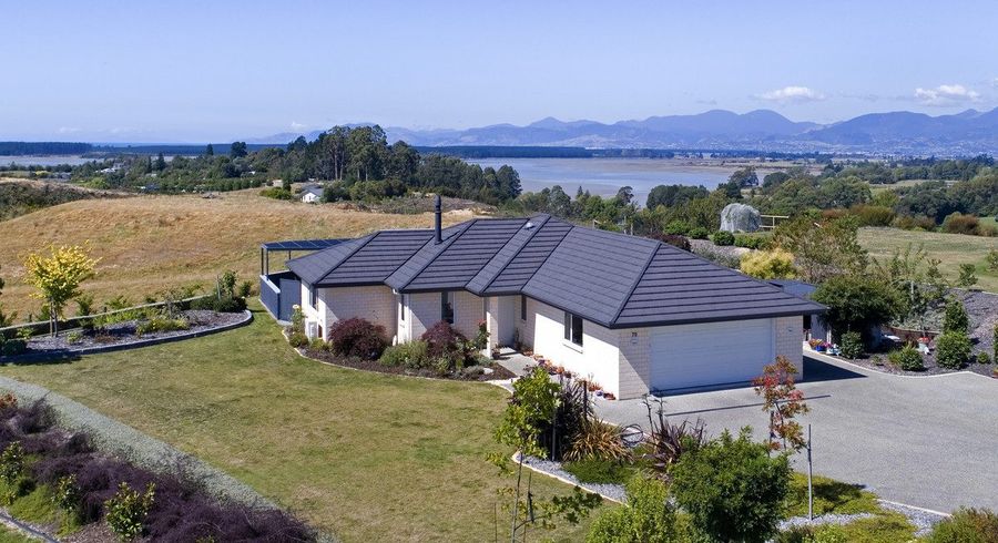  at 70 Galeo Road, Redwood Valley