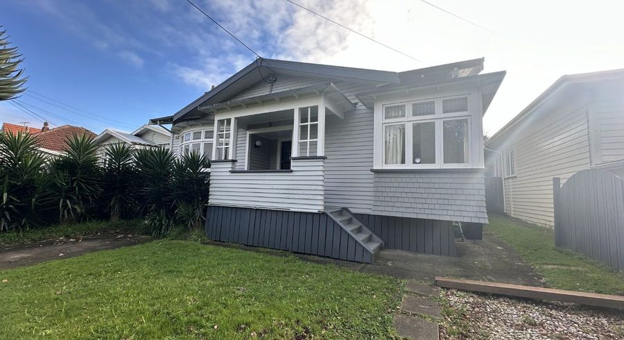  at 12 Clarke Road, Onehunga, Auckland City, Auckland