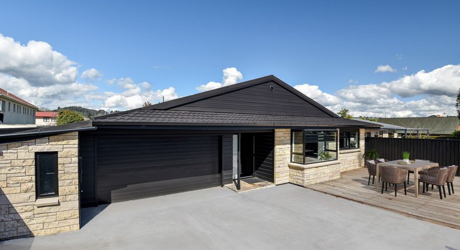  at 6 Robertson Street, Glenholme, Rotorua