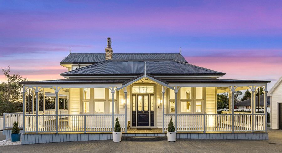  at 48 Stanley Point Road, Stanley Point, Auckland