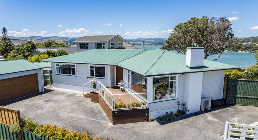  at 16 Mana View Road, Paremata, Porirua, Wellington