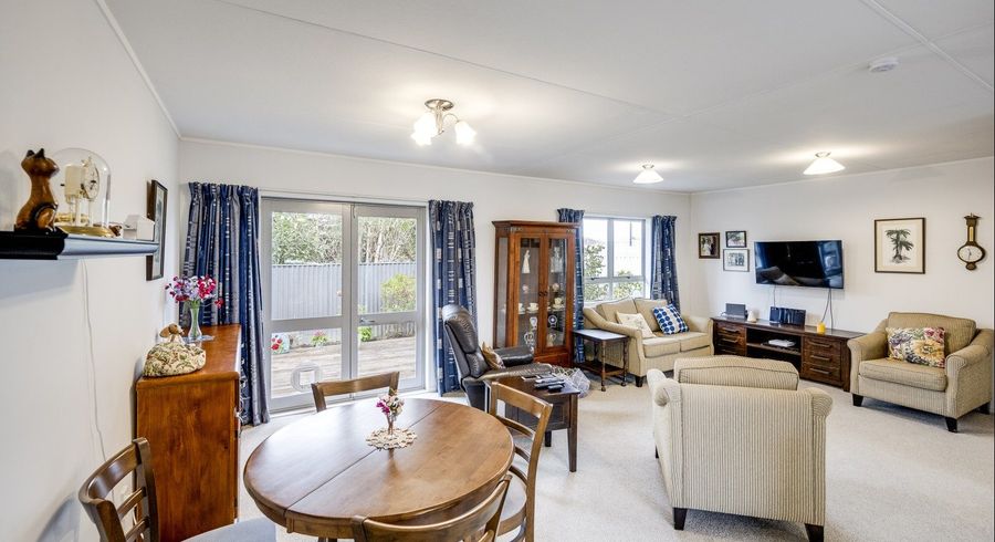  at 233A Grove Road, Mayfair, Hastings