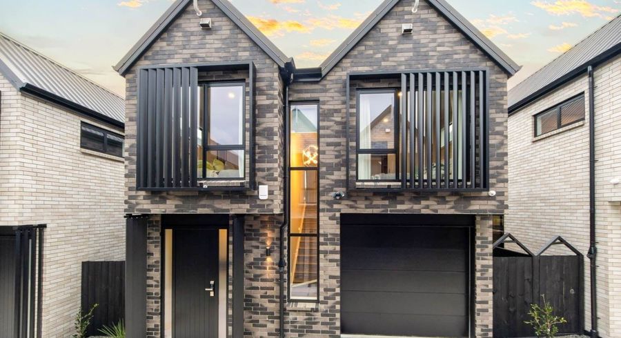  at 151B Prince Regent Drive, Half Moon Bay, Manukau City, Auckland