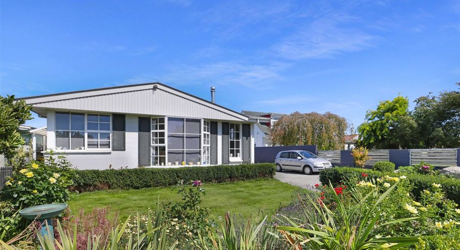  at 25 Buckleys Terrace, Tinwald, Ashburton