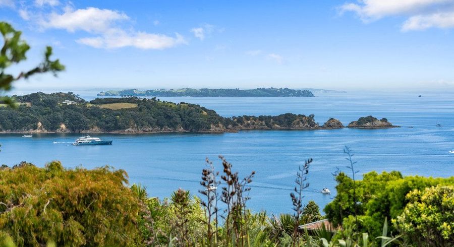  at 13 Hauraki Road, Oneroa, Waiheke Island, Auckland