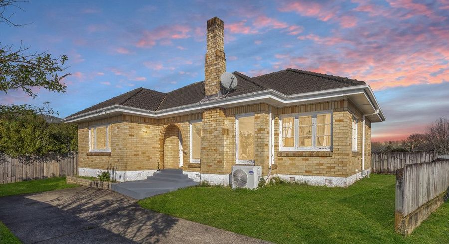  at 15 Carey Street, Maeroa, Hamilton, Waikato