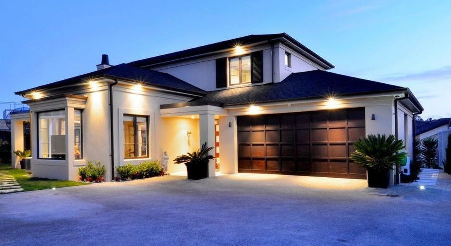  at 18 St Andrews Way, Albany, Auckland