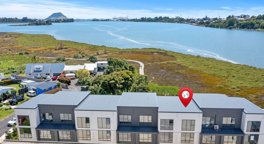  at 4/29 Montgomery Road, Judea, Tauranga