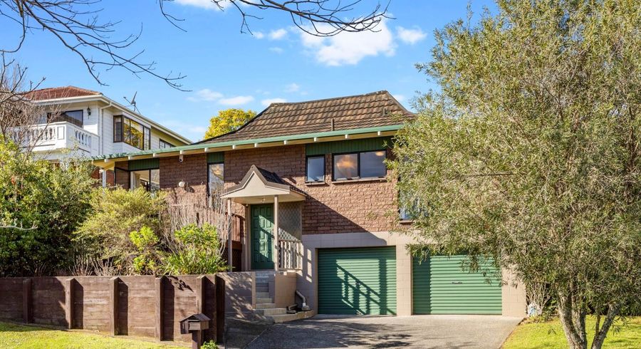  at 1 Peart View, Meadowbank, Auckland City, Auckland