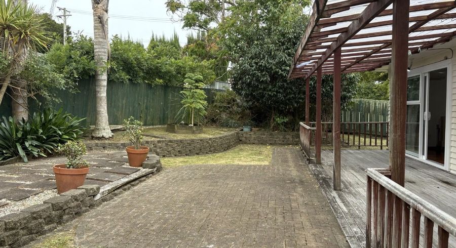  at 2/30 Arthur Road, Hill Park, Manukau City, Auckland