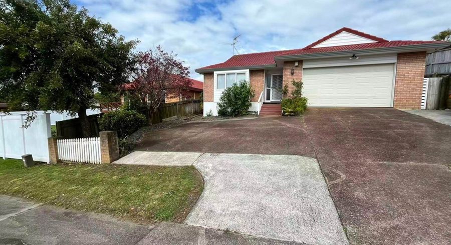  at 2A Perendale Close, Somerville, Manukau City, Auckland
