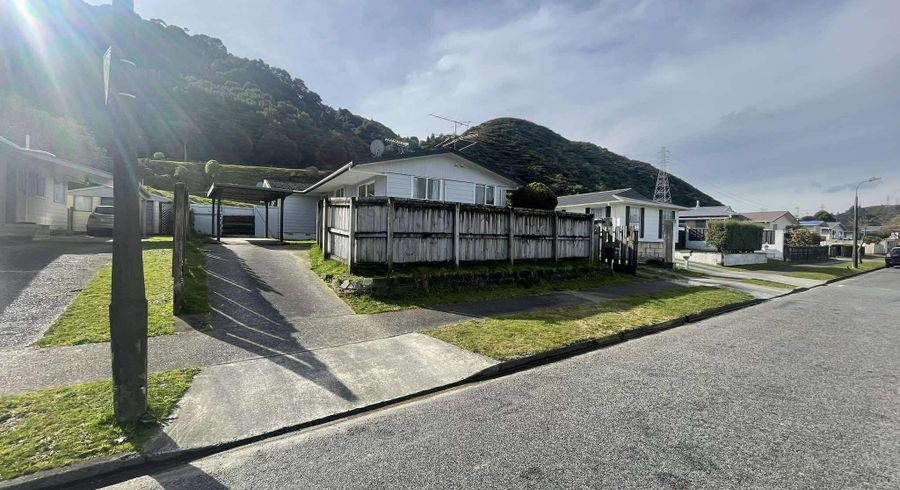  at 43a Hartford Crescent, Totara Park, Upper Hutt, Wellington