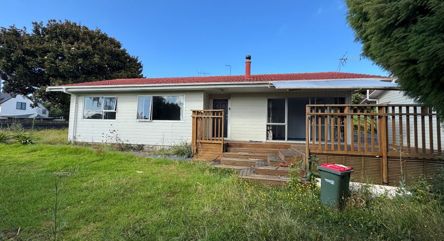  at 2 Garfield Road, Helensville, Rodney, Auckland