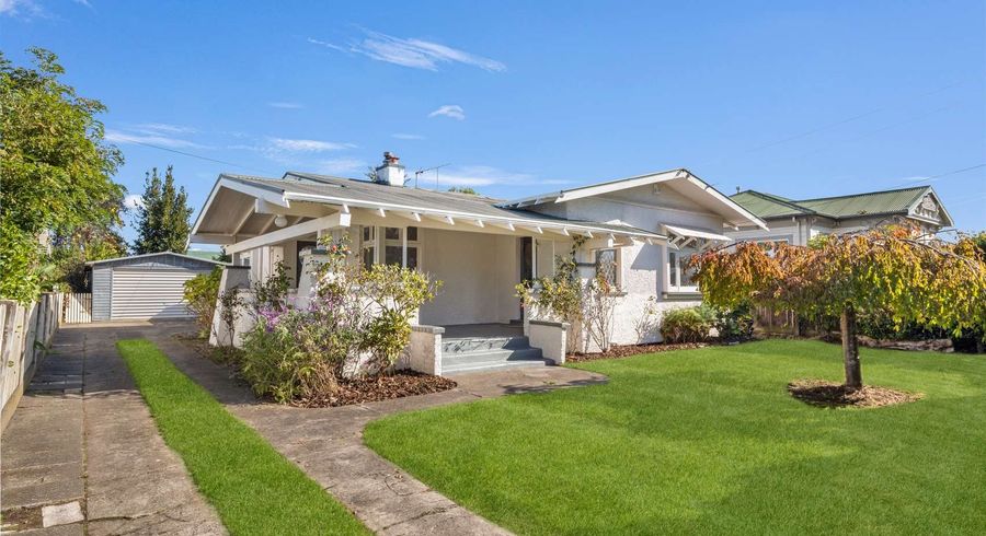  at 52 Young Street, Whanganui East, Whanganui, Manawatu / Whanganui