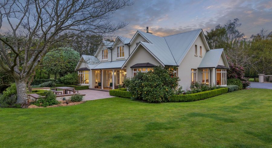  at 54 Wroots Road, Kennedys Bush, Christchurch