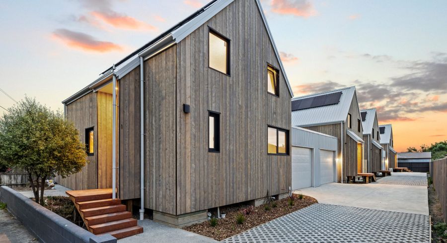  at 2/61 Mackworth Street, Woolston, Christchurch City, Canterbury