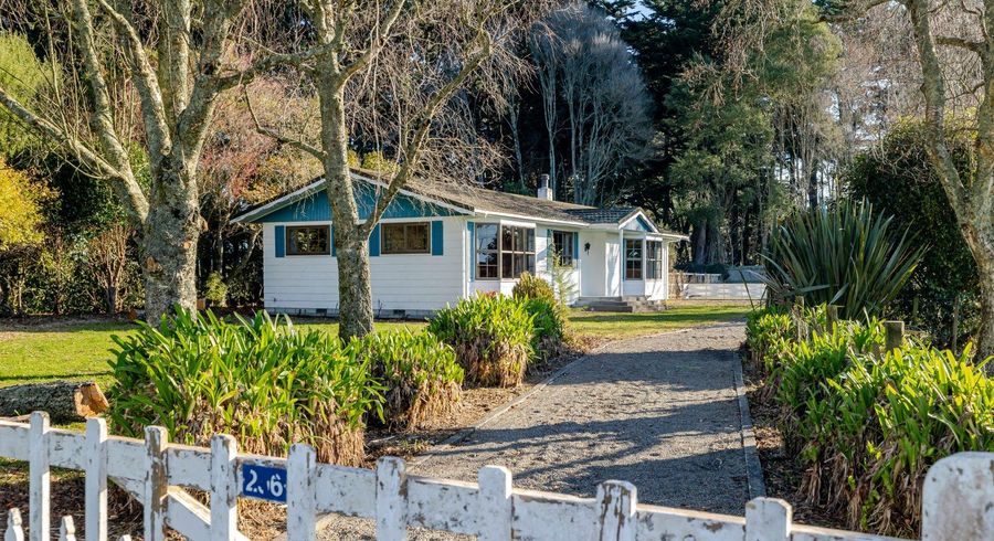  at 206 Ridge Road Central, Pahiatua, Tararua, Manawatu / Whanganui