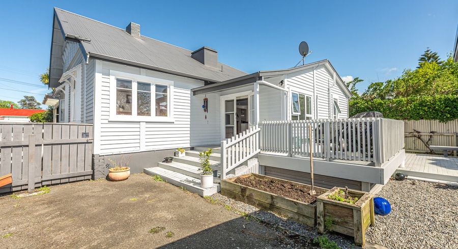  at 2 Gonville Avenue, Gonville, Whanganui, Manawatu / Whanganui