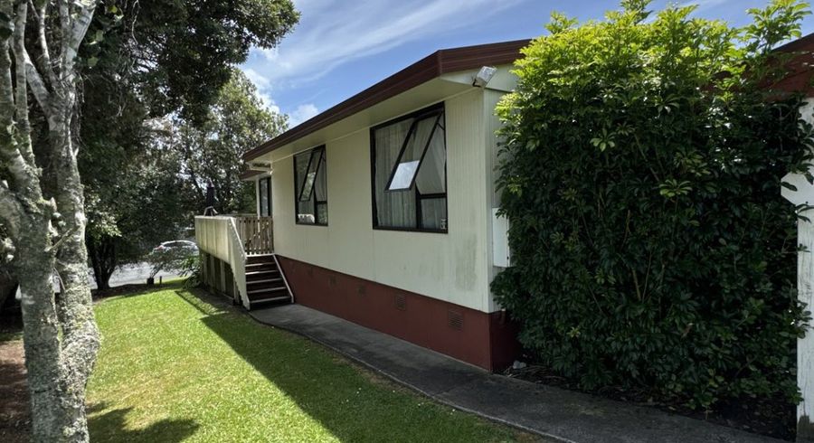  at 2 Jumento Place, Unsworth Heights, North Shore City, Auckland
