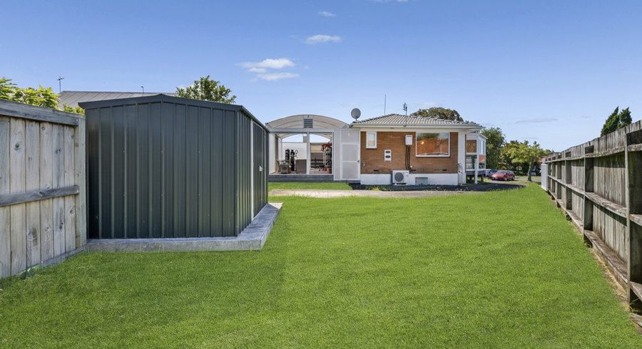  at 1/23 Liam Place, Half Moon Bay, Manukau City, Auckland