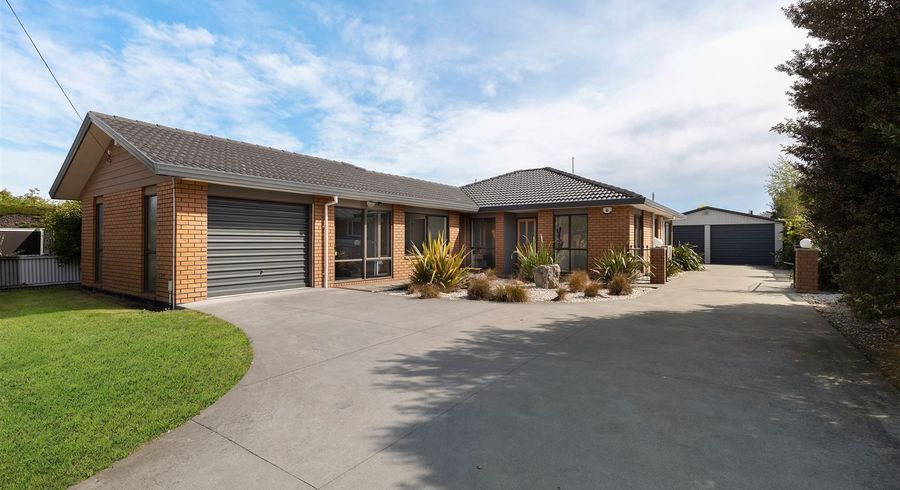  at 141 Grimseys Road, Redwood, Christchurch