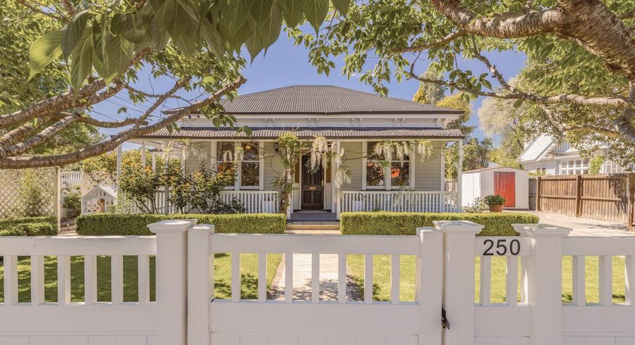  at 250 Wilsons Road, Waltham, Christchurch City, Canterbury