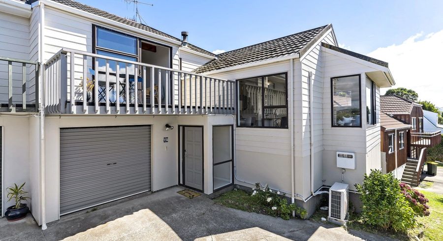  at 7B Tregony Place, Camborne, Porirua
