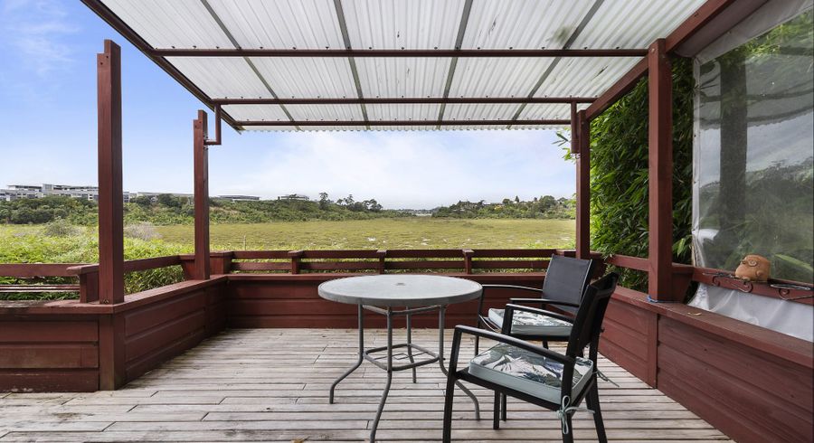  at 33 St Peters Street, Northcote, Auckland