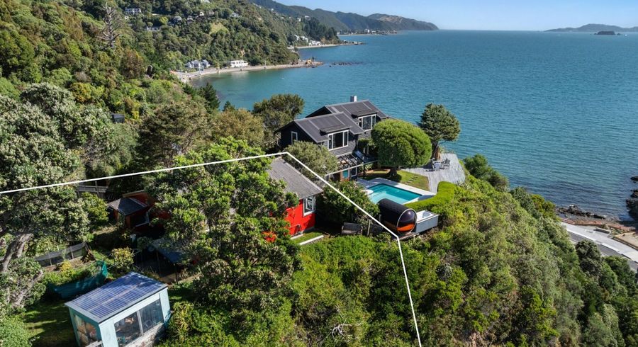  at 2 Rangiuru Road, Mahina Bay, Eastbourne, Lower Hutt, Wellington