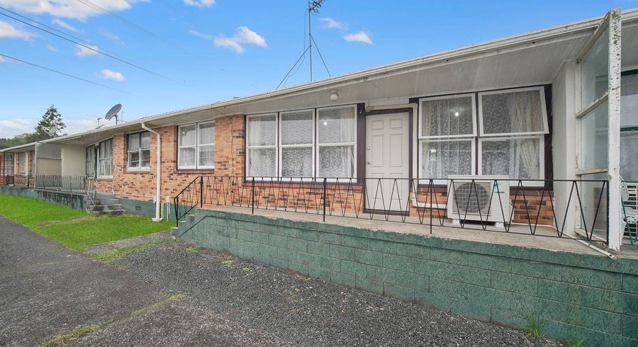  at 2/82 Portage Road, New Lynn, Auckland
