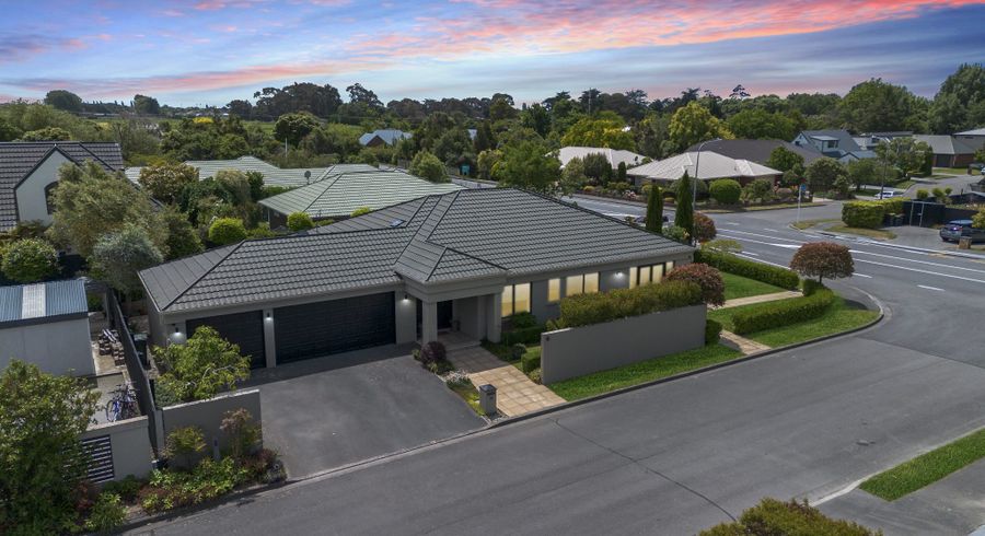  at 18 Penruddock Rise, Westmorland, Christchurch